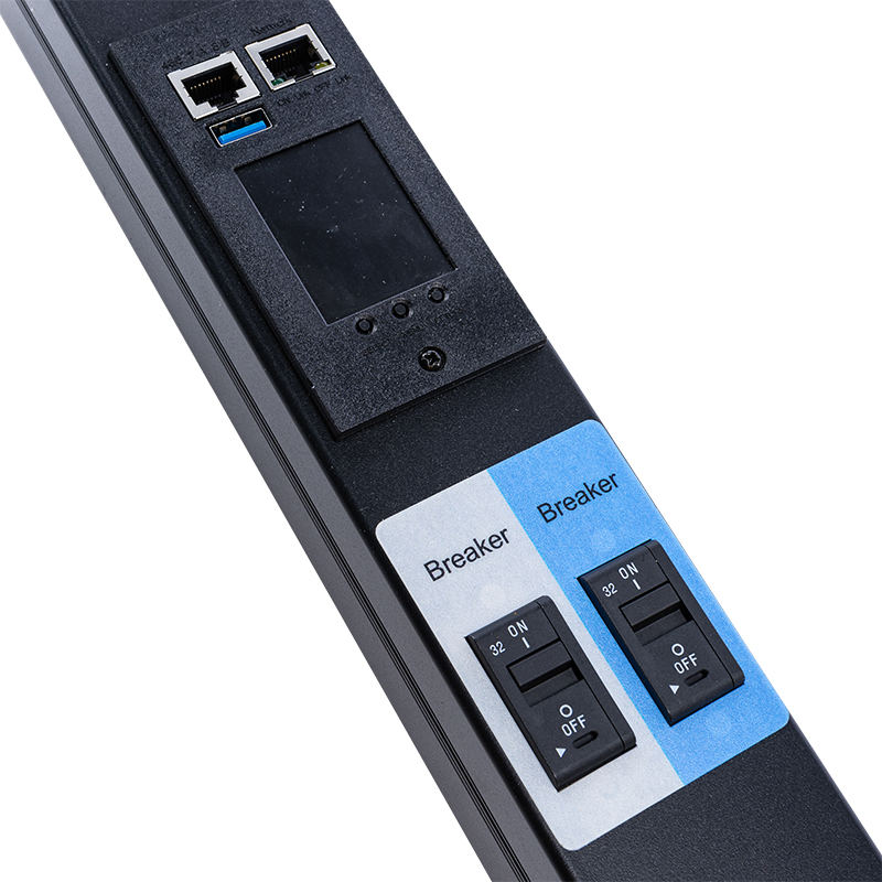 Rack inteligent TCP/IP PDU 26 prize IEC C13 /C19 1.5U Disjunctor magnetic lichid vertical