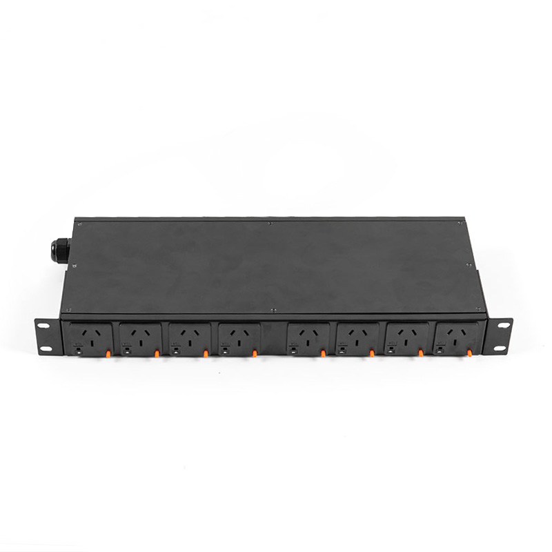 Întrerupător senzor TCP/IP orizontal cu 8 ieșiri eco Smart Rack Pdu 1U